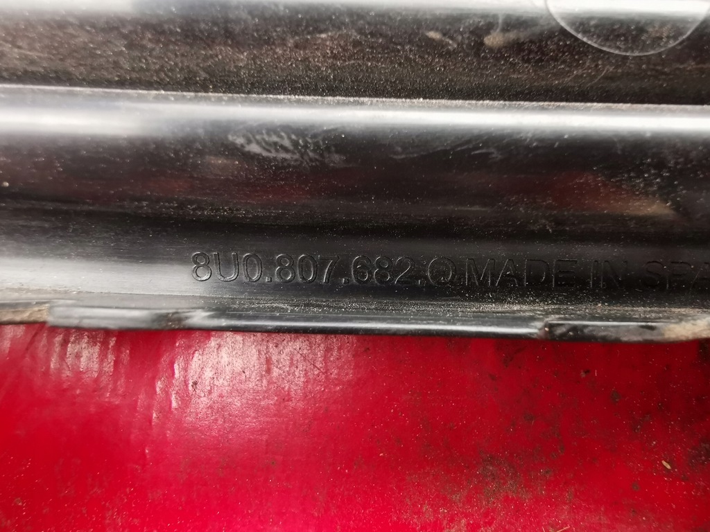 фото №8, Audi q3 8u0807682 решётка вентиляционная, бампера