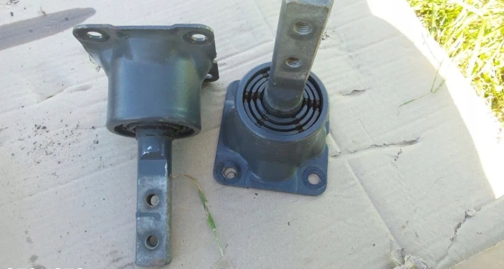 фото №1, Подушка кронштейн коробка основа акумуляторів daf xf 106