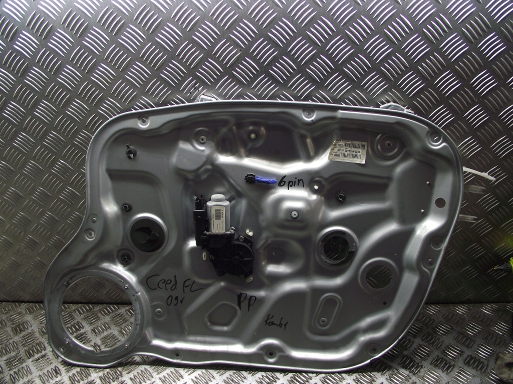 фото №1, Подъемник стекло правый перед kia ceed i lift 09r kombi 6pin