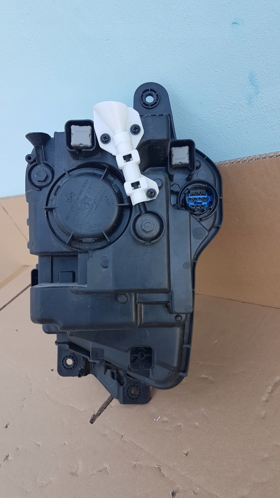 Фара перед правая hyundai tucson 4 iv full led 92102-n7100 Недорого