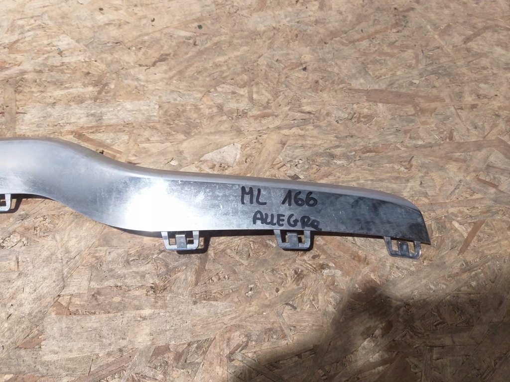 фото №12, Хром молдинг бампера задня ml w166 a1668850974