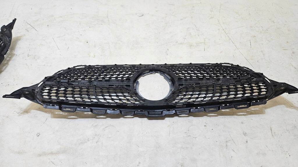 фото №7, Решётка радиатора решётка радиатора mercedes c-klasa w205 lift diamond a2058800307