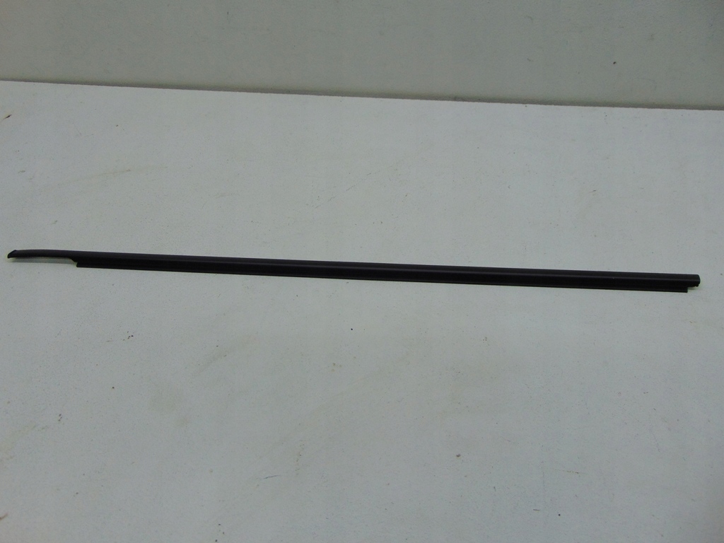 фото №1, Suzuki splash молдинг підвіконна drz.p.l