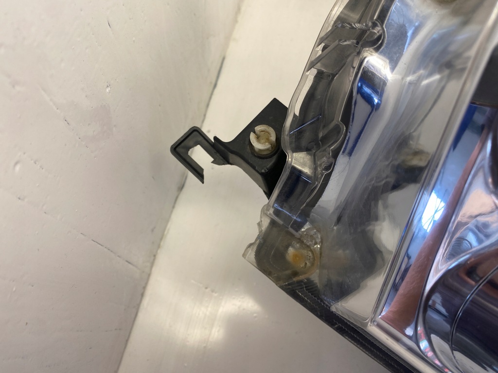 фото №9, Nissan leaf i лампа правый перед led