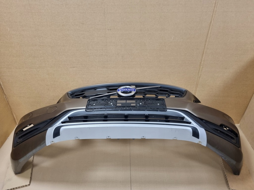 Volvo v60 1 cross country бампер перед передний Доставка