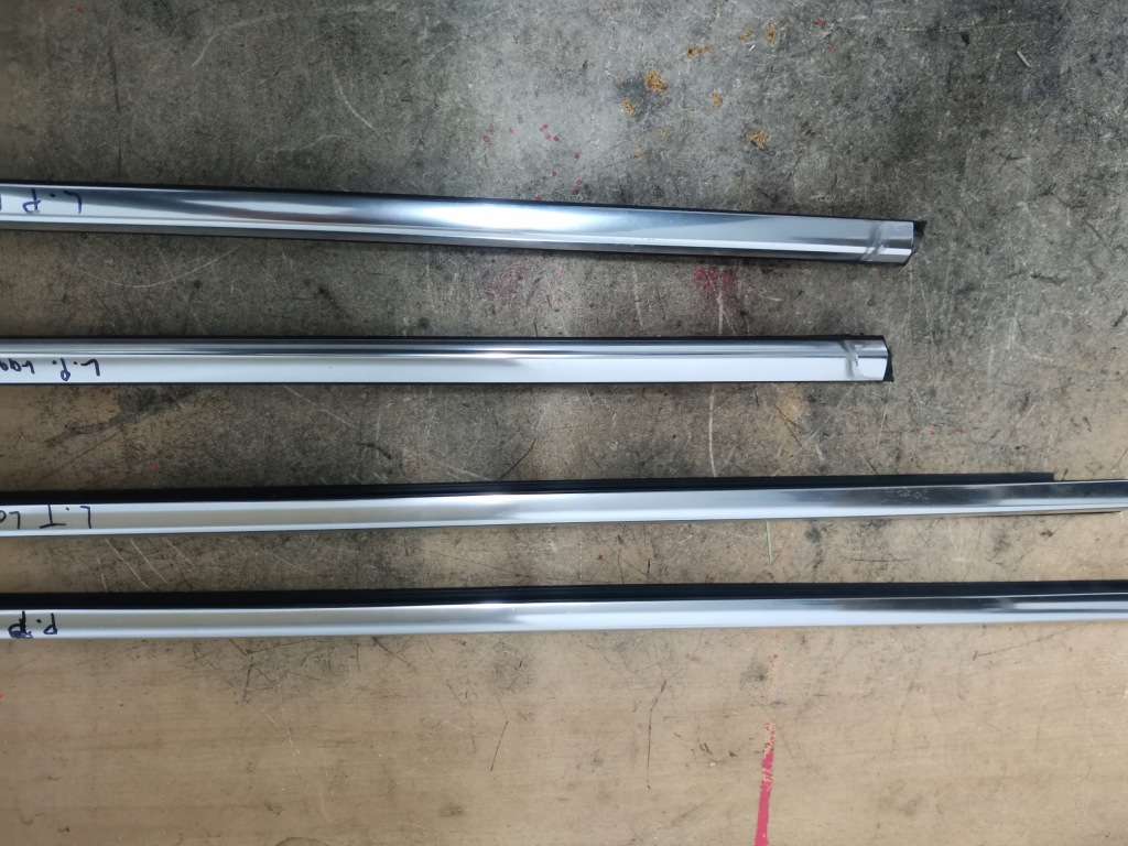 фото №4, Молдинг ущільнювач лівий задня renault laguna iii