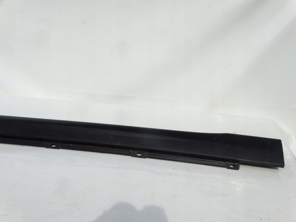 Накладка  накладка порога  правая левая 13187549 / 13187550 opel vectra gts Оригинал