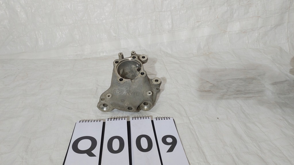 фото №1, Bmw f30 f31 lci поворотный кулак левый перед