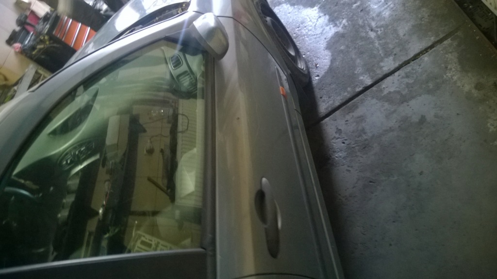 фото №6, Laguna 2 бампер перед задняя зеркало крышка багажника ted 47