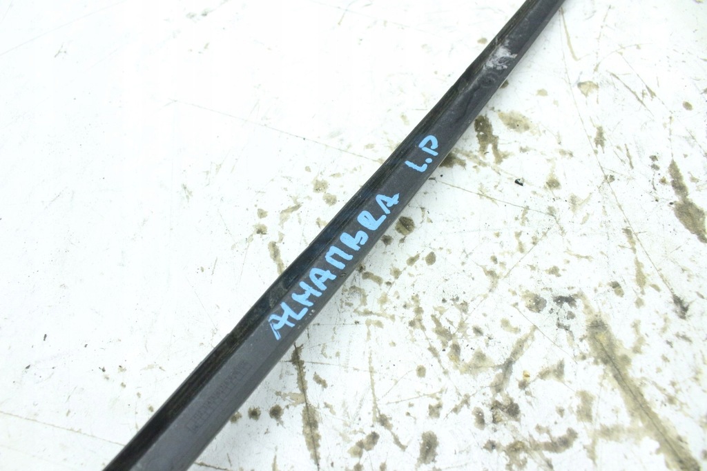 фото №7, Левая молдинг стекло лобовое передней 7n0854327 seat alhambra ii 7n