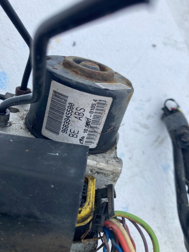 фото №1, Suzuki grand vitara ii модуль esp abs 2006 1.9ddis 06210905963