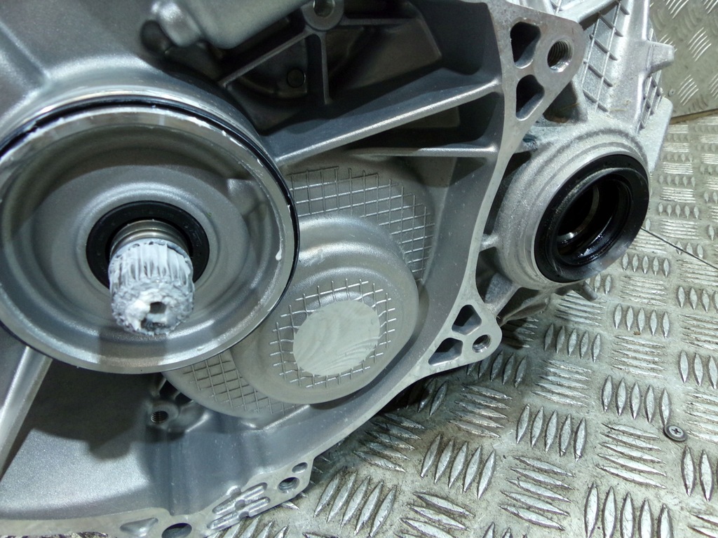 фото №10, Bmw i3 i01 коробка передач передач 8609126 8681526 ge1b132h