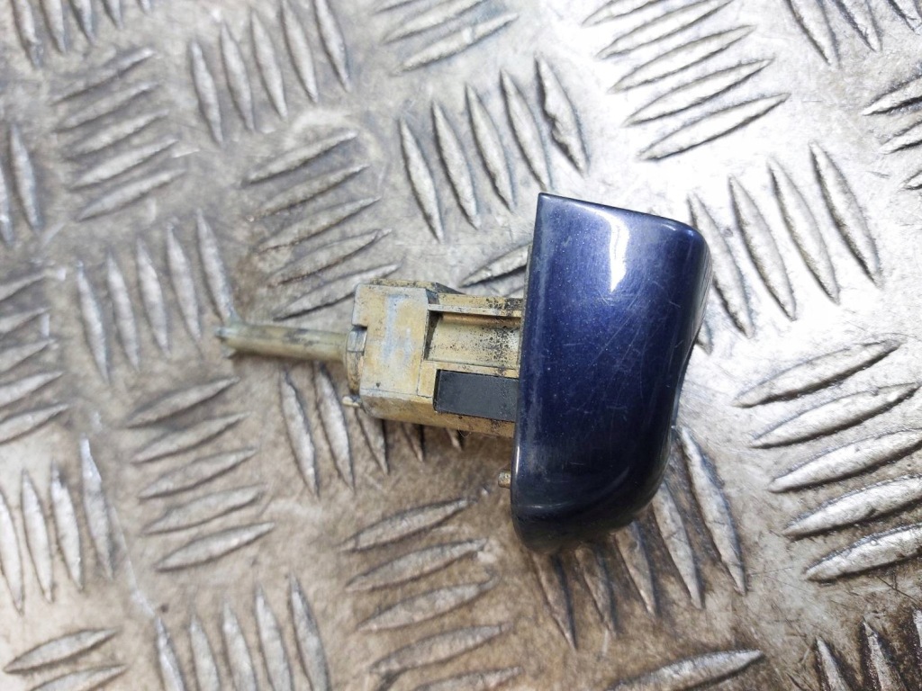 Купити Вкладка замка дверей ліве перед bmw e46 8253473 317/5 orientblau металік