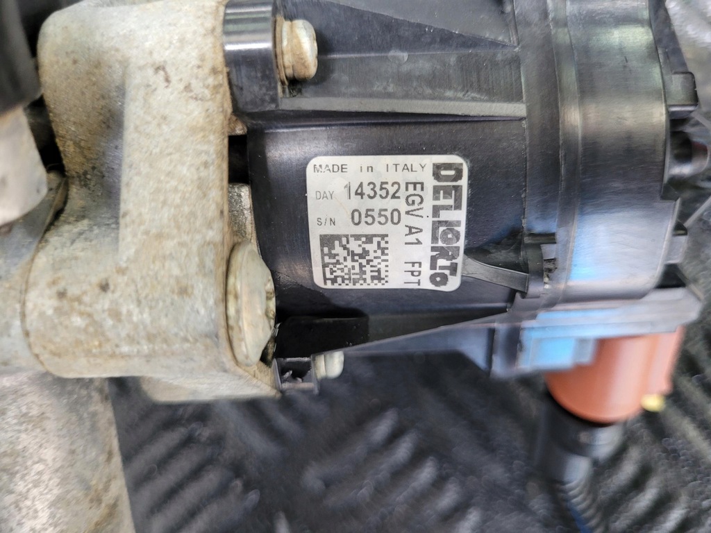 фото №8, Клапан egr термостат 55229740 jeep cherokee v kl 2.2 crd lau61