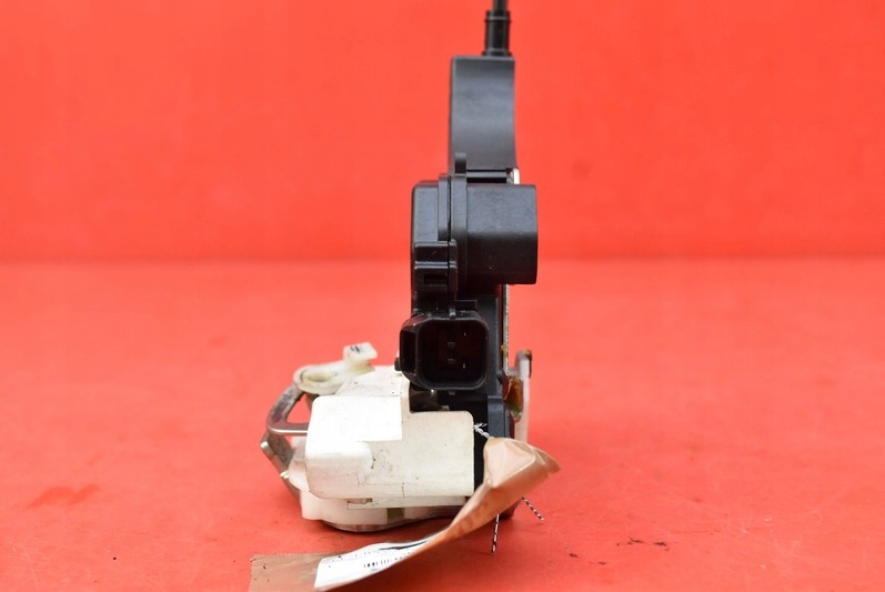 фото №4, Замок двері правий перед eu mitsubishi lancer viii