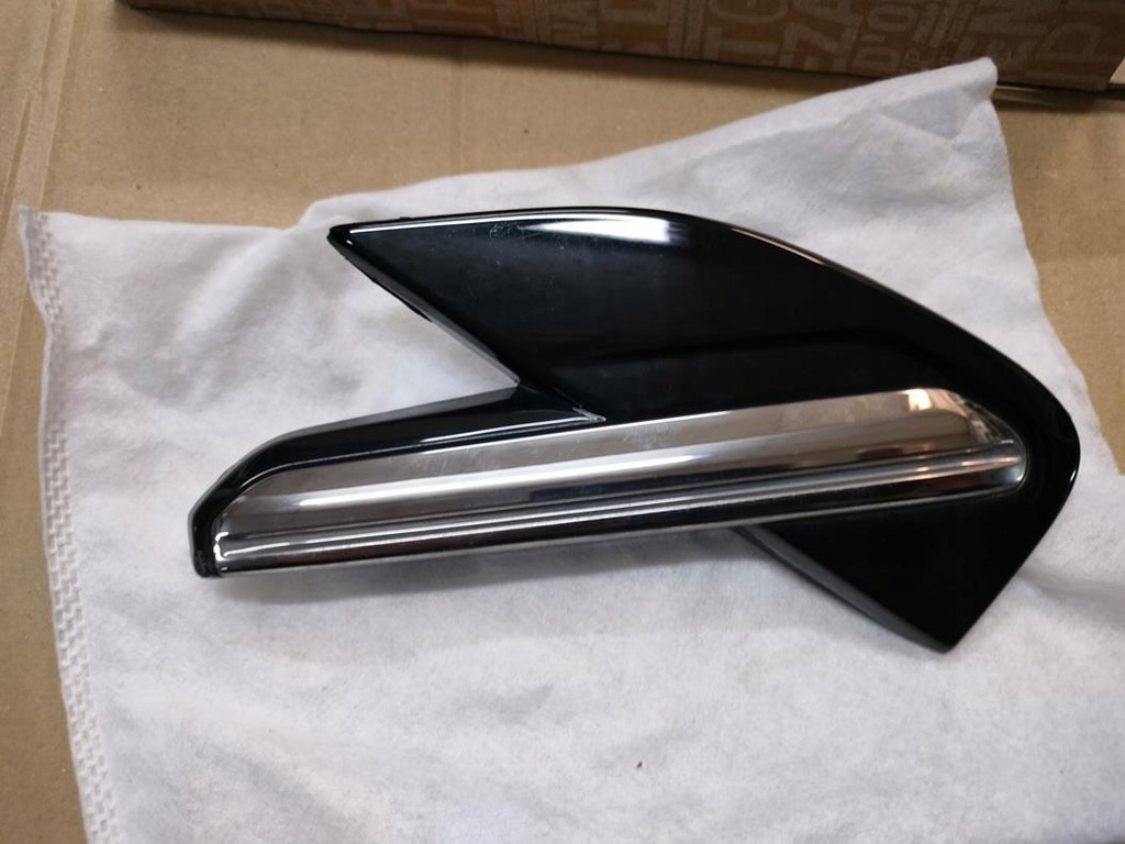 фото №1, Молдинг крила перед права хром renault captur ii оригінальний номер