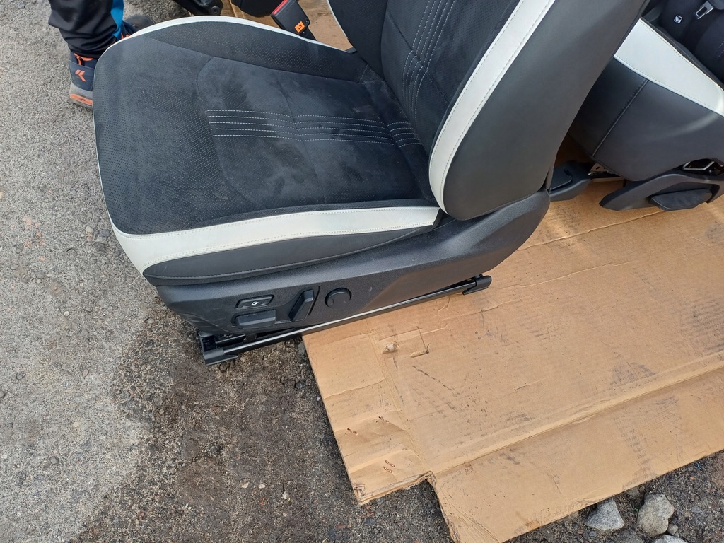 фото №11, Сидіння сидіння заднє сидіння оббивка kia ev6 22r підігрів вентильовані напівшкіра