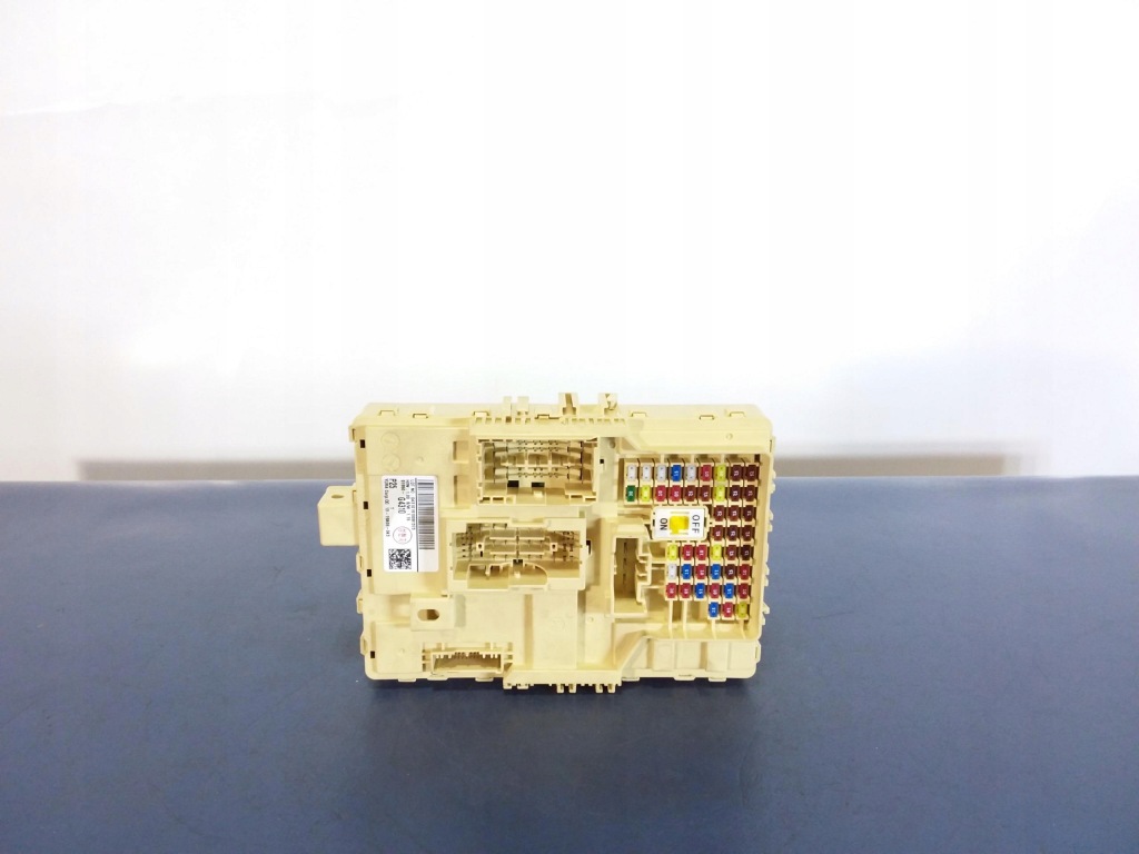 фото №1, Hyundai i30 iii fl 1.6 crdi коробка предохранителей