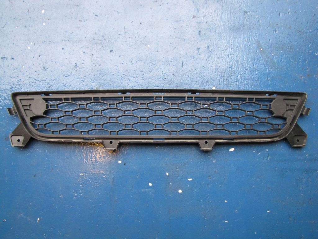 фото №1, Volvo xc60 - решітка передній бампера перед