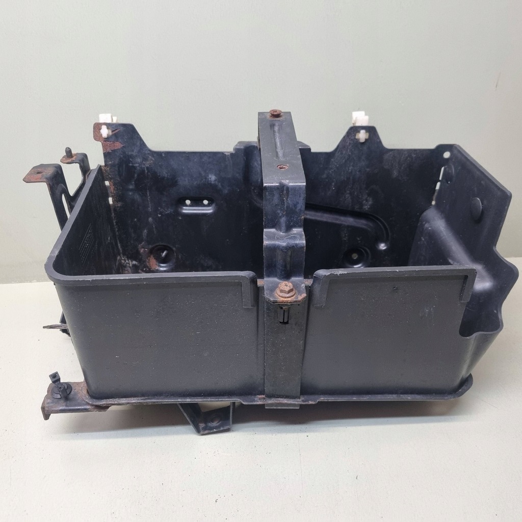 фото №1, Основание корпус аккумулятор fiat croma ii