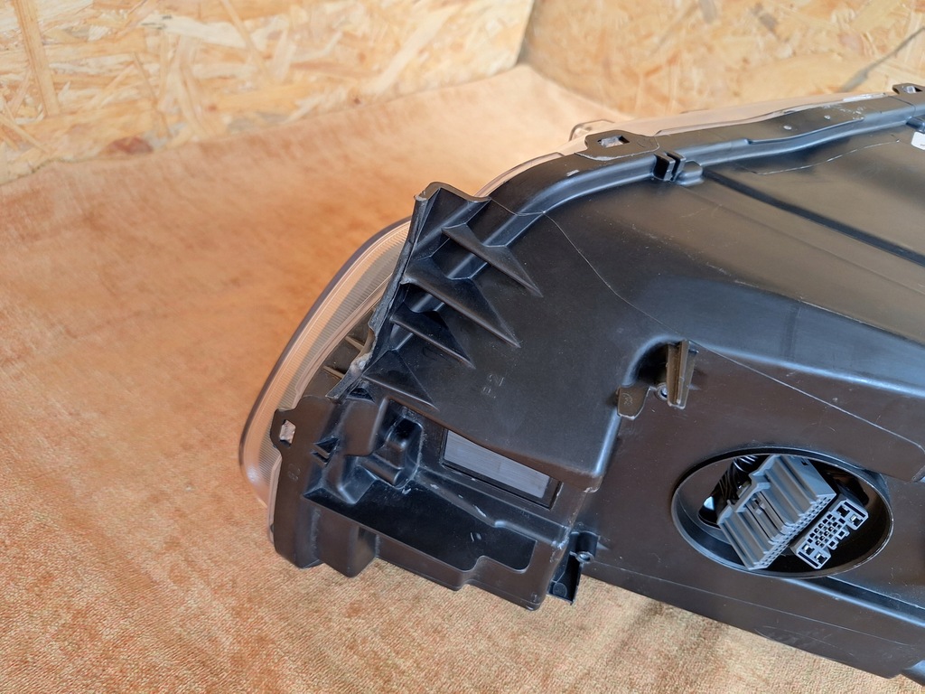 фото №13, Volvo xc40 лампа ліва full led 31655980