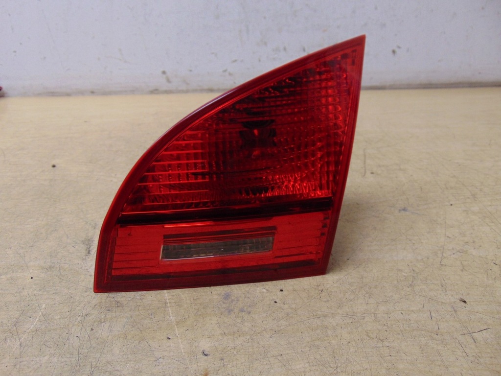 фото №1, Лампа правая задняя w крышка kia venga 2009- europa