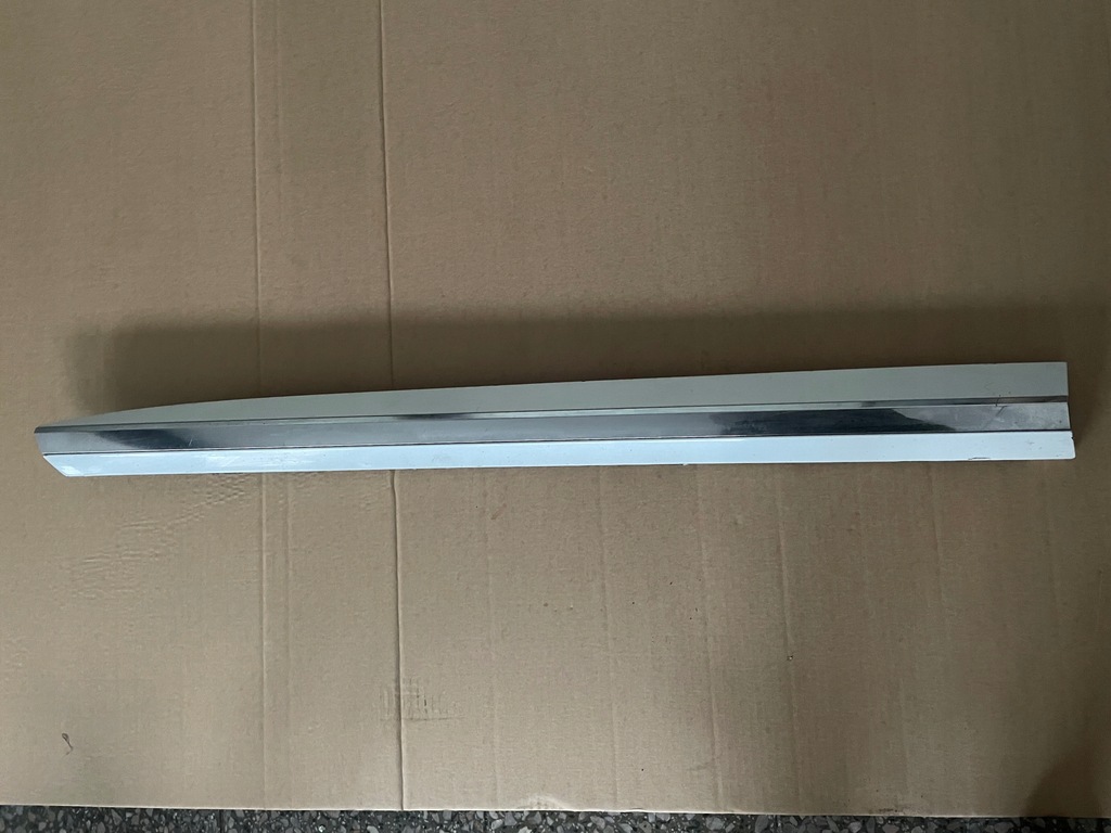 фото №1, Молдинг na двері ліва перед vw arteon 3g8854879b