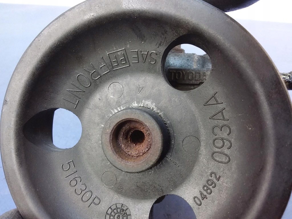 фото №5, Charger 5.7 05-10 насос підсилювача бачок