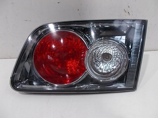 фото №1, Mazda 6 gg 02-05 лампа права задня na кришка org