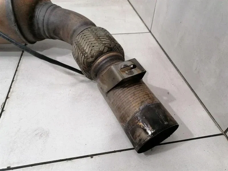 Купити Maybach 57 w240 набір каталізатора a2404900619 набір каталізатора