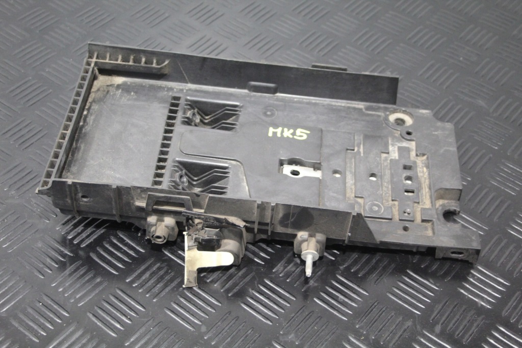 Купить Основание аккумулятор ford mondeo mk5 dg93-10723-ae