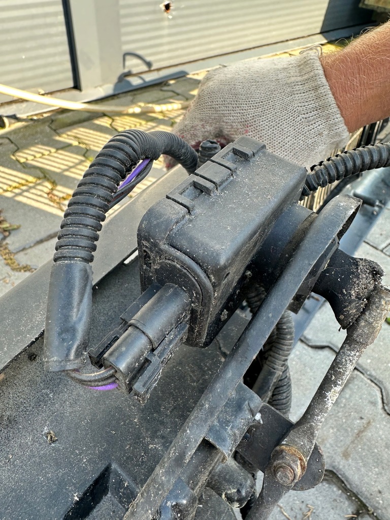 фото №8, Моторчик регулювання лампа jeep cherokee xj