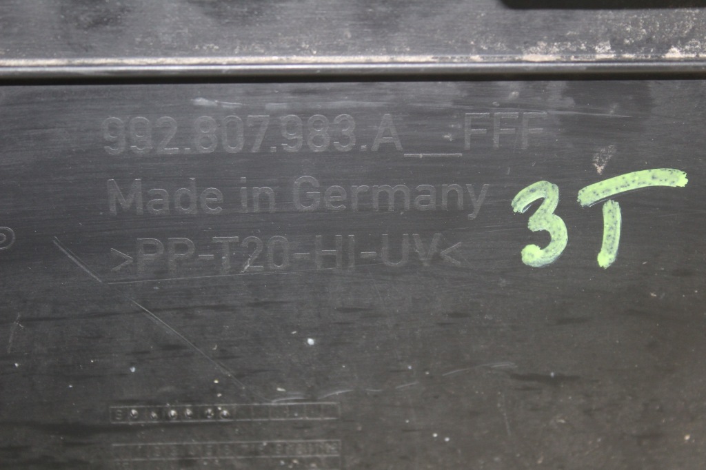 Диффузор решётка бампер задняя porsche carrera 992 полный bdb 992807983a Недорого