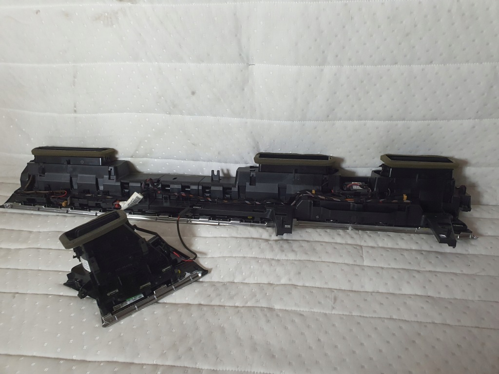 фото №9, Решётка обдув рамка dekor молдинг vw passat b8