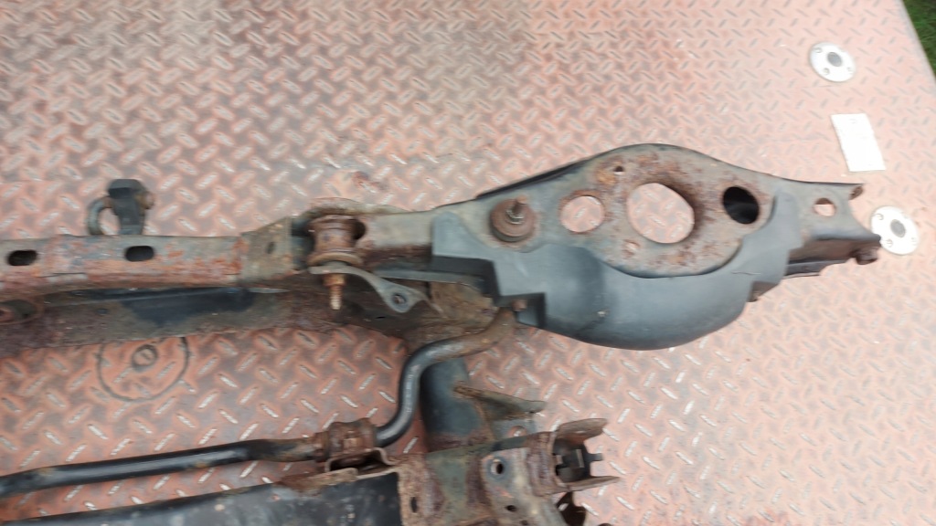 фото №12, Балка підрамник підрамник підрамник задня задні lexus is220 05-