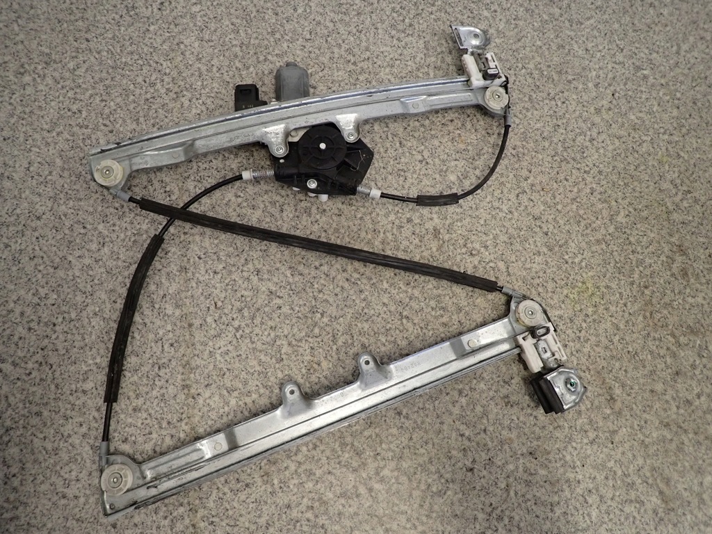 фото №4, Mitsubishi colt 04- подъемник передний правый 6 pin