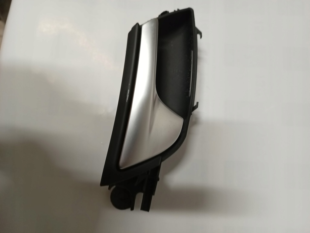 Купить Audi a5 8t ручка внутренняя правая 8t083702a0a