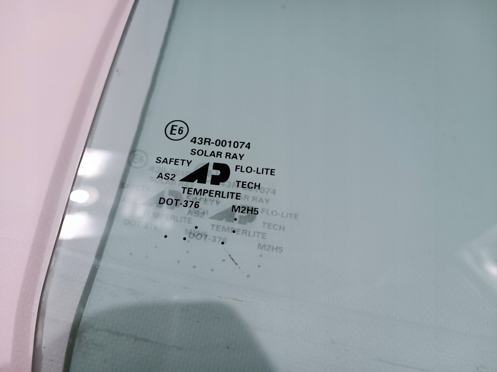 фото №6, Стекло дверь правая chevrolet corvette c5 cabrio