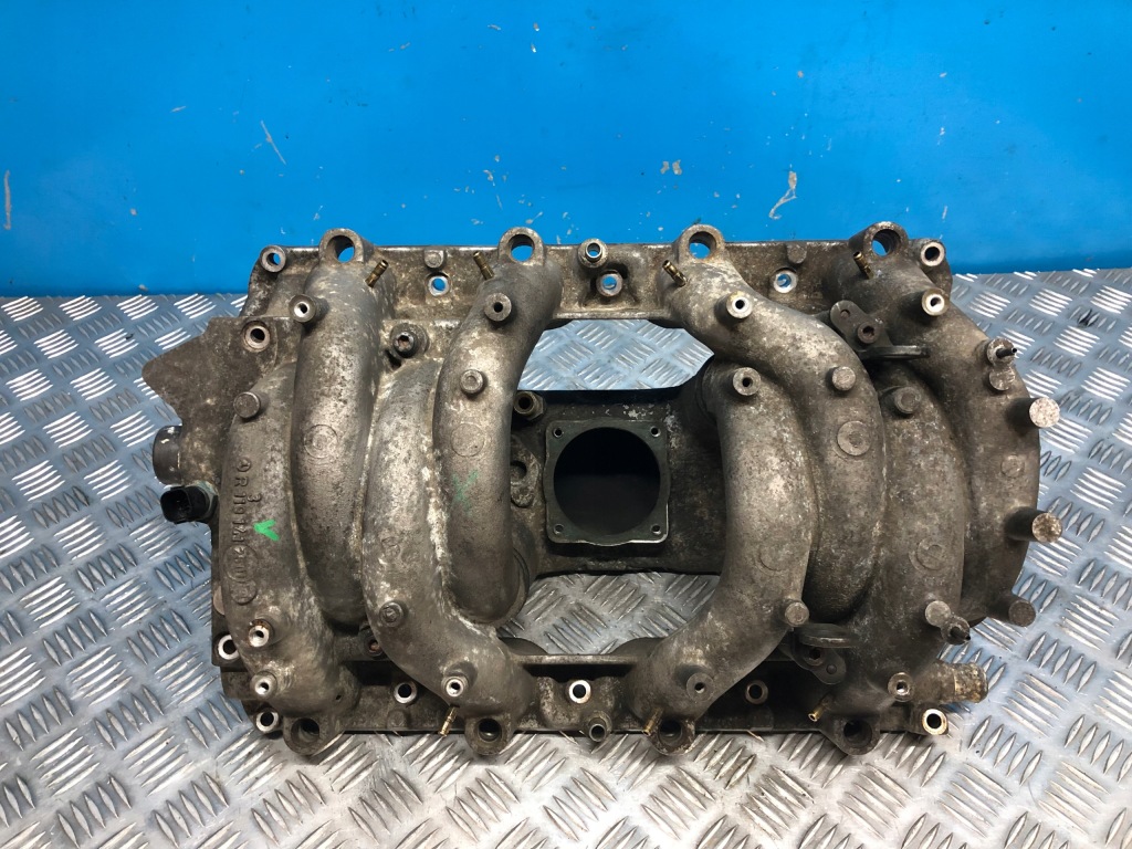 Купити Mercedes w210 4,2 v8 m119 колектор впускний  r1191412501