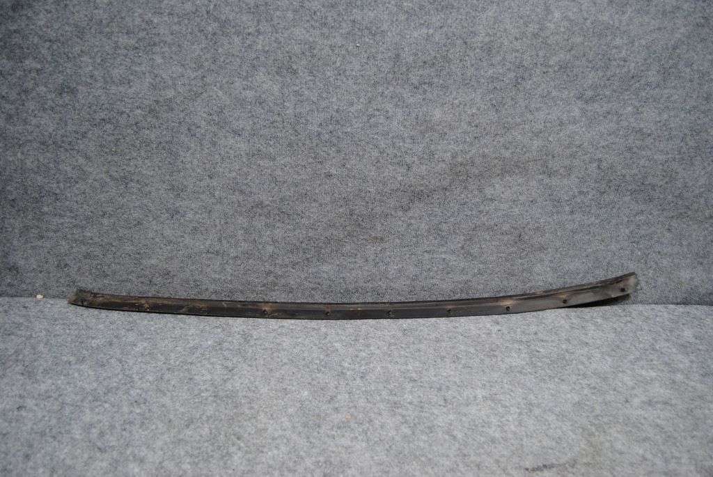 фото №1, Dodge ram 1500 4 gen прокладка дверь правый перед