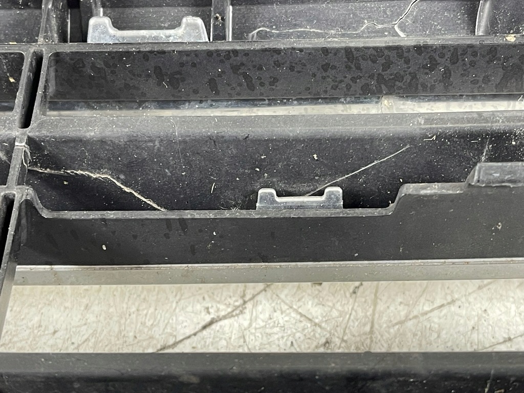 фото №12, Audi a6 c8 s-line решётка радиатора решётка радиатора решётка радиатора бампера 4k0853651c