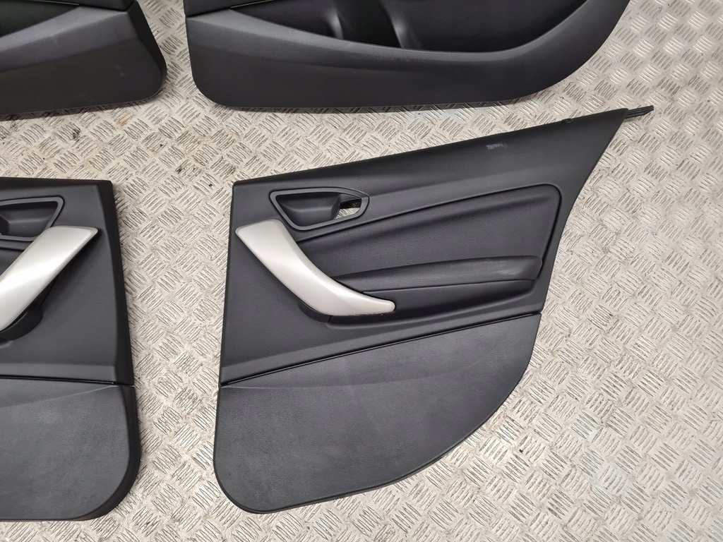 фото №6, Bmw f20 обшивка обшивки оббивка двері комплект