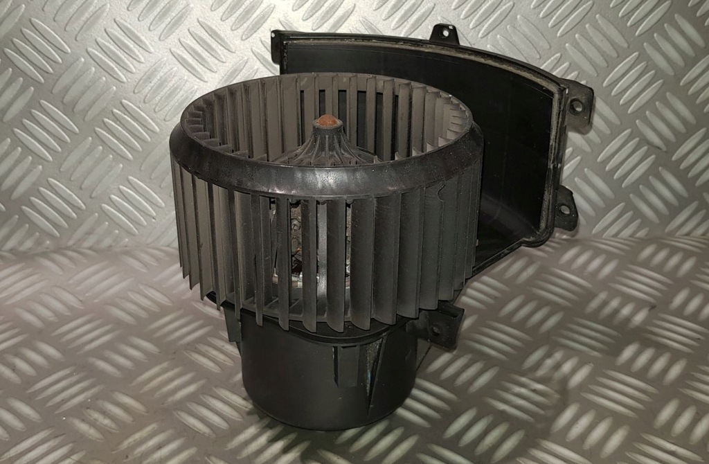 фото №12, Vw multivan t5 caravelle вентилятор двигун обдув обігрівача 7h5820021b