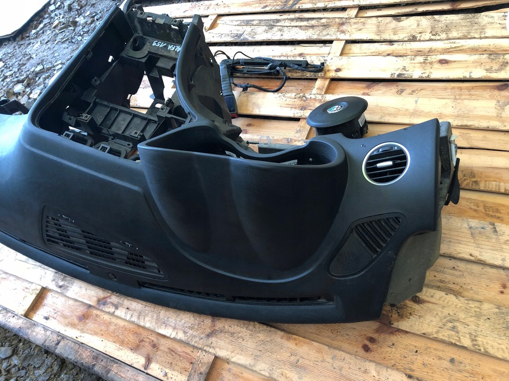 фото №2, Alfa romeo 159 приборная панель приборная панель консоль подушка безопасности ремни