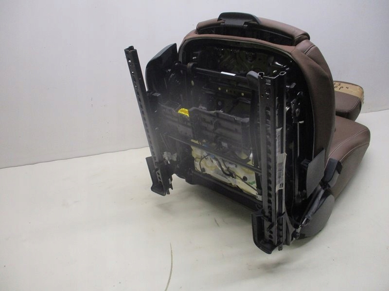 фото №7, Сидіння правий перед mercedes a-klasa w177