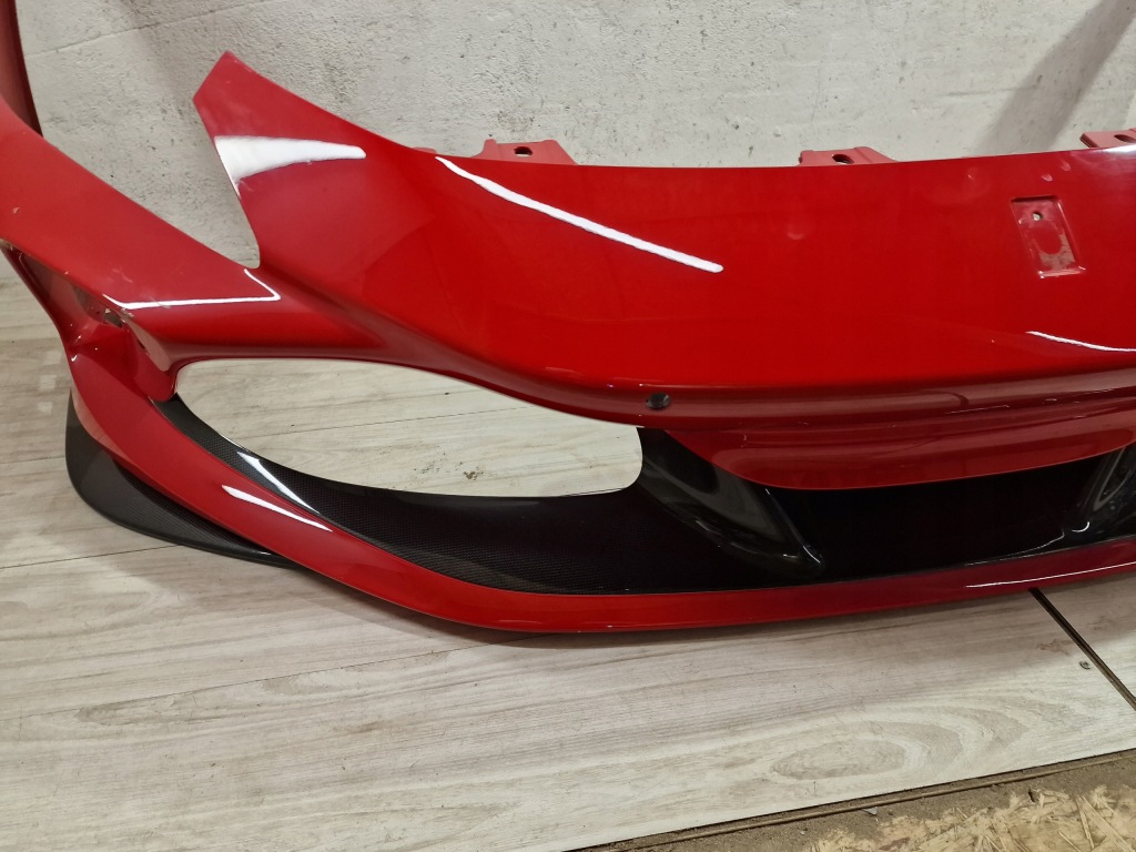 Ferrari f8 tributo 19- бампер перед карбон Недорого