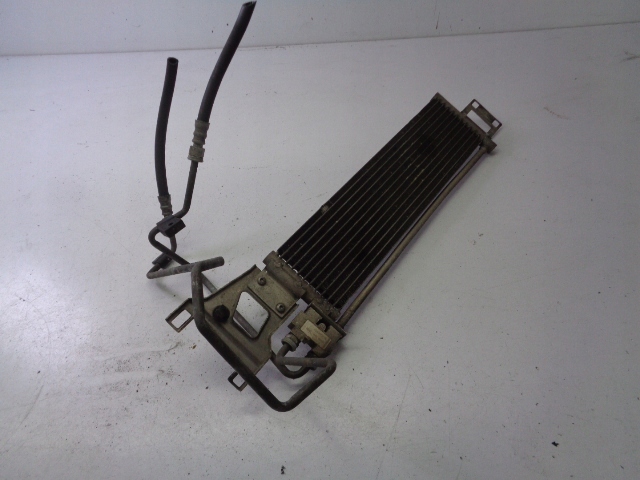 фото №1, Радіатор оливи коробки mercedes e-klasa w212 kombi lift 2016 rok