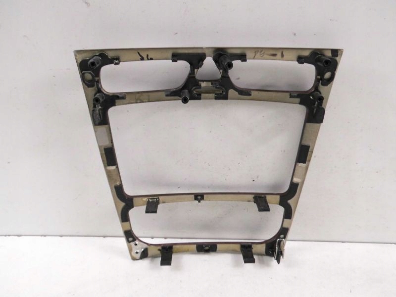 фото №7, Mercedes c w203 консоль рамка радио 2036805239