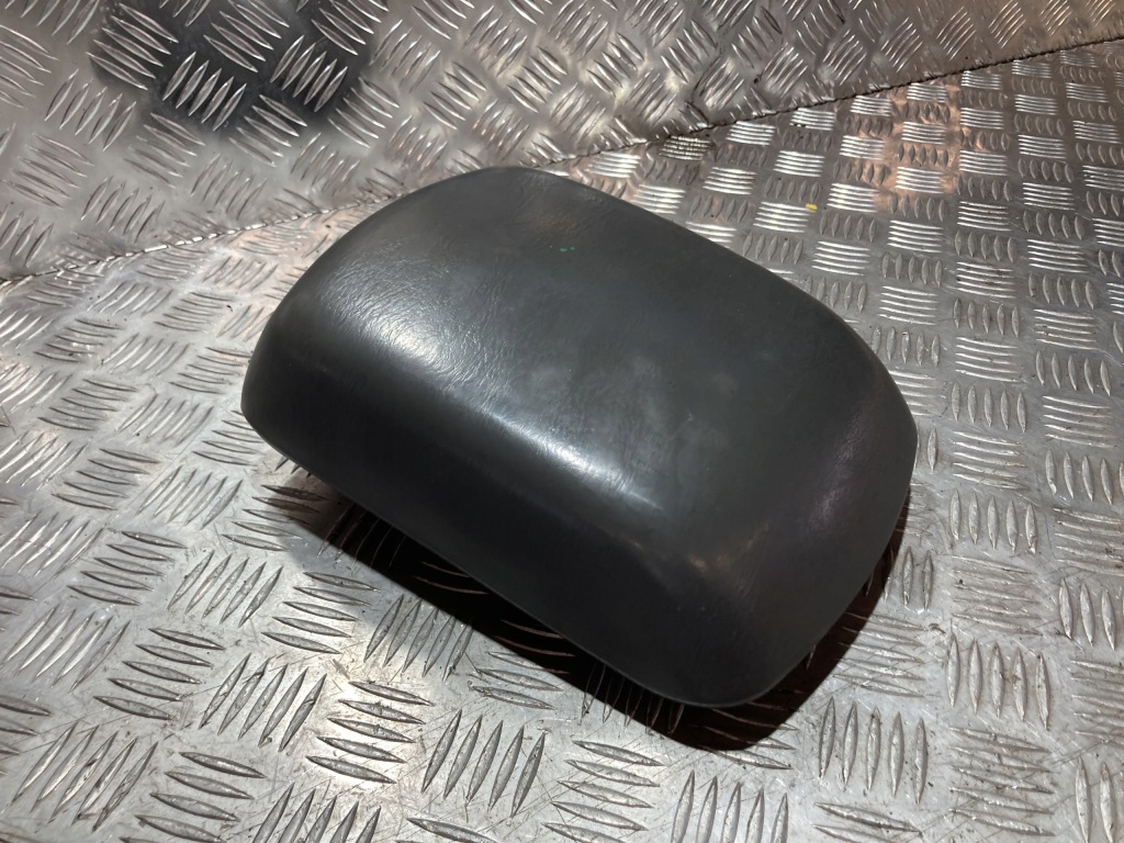 фото №2, Підлокітник toyota hilux vii 05-15