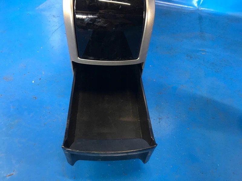 фото №5, Підлокітник toyota prius - 20 03-11 5890147040b0